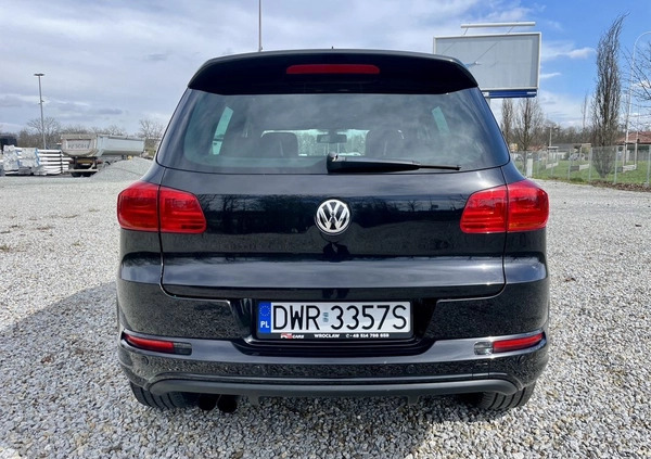 Volkswagen Tiguan cena 57900 przebieg: 186000, rok produkcji 2012 z Koło małe 466